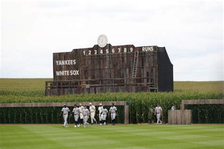 Clinton to host filming of new ‘Field of Dreams’ TV series