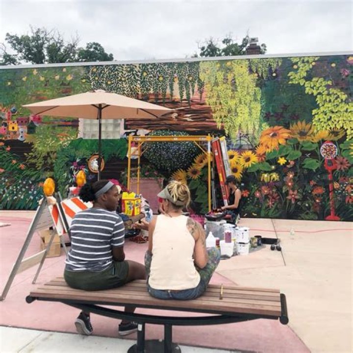 Colorful new murals enliven King Center, downtown Moline
