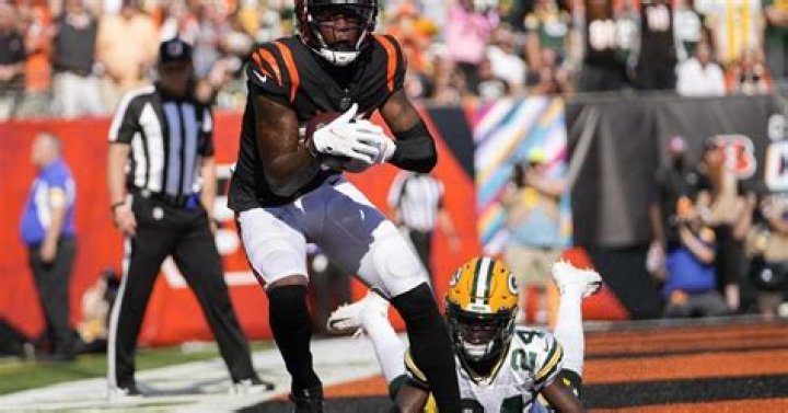 Crosby hits 49-yarder after 3 misses, Packers top Bengals
