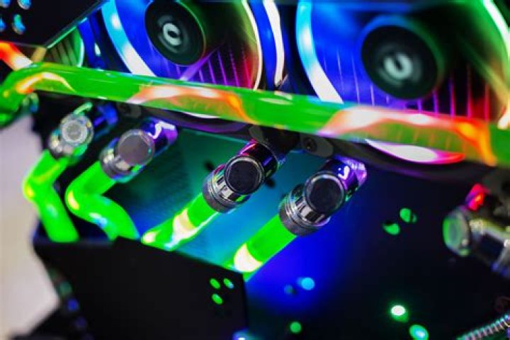 Custom Water Loops: Should You Still Be Using Them?