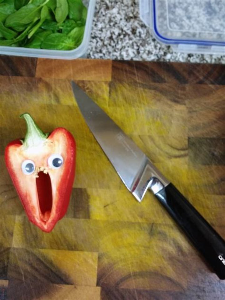 Cutting Bell Peppers Is Much More Fun If You Add Googly Eyes