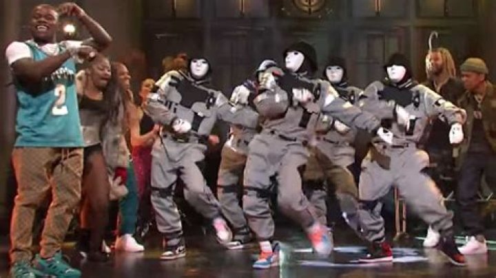 DaBaby SNL dancers: Watch BOP performance as Jabbawockeez, twerking dancer help out