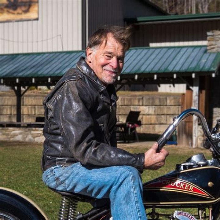 Dale Walksler of “American Restoration” Died After 4-Year Battle With Cancer
