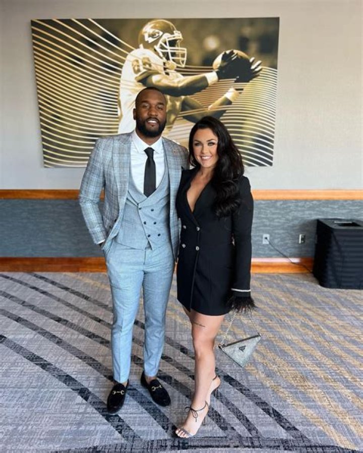 Darius Leonard Girlfriend: Kayla Sanderson! [2023 Update]