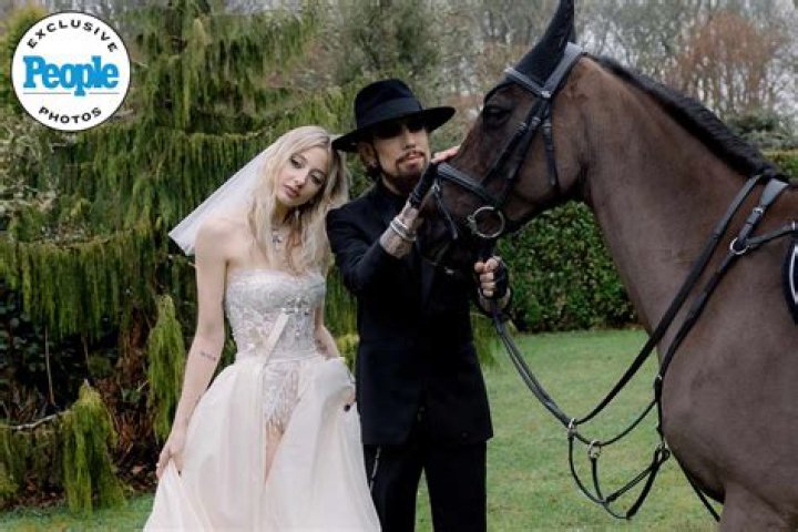 Dave Navarro and Rhian Gittins | Married Divorced Children Ex
