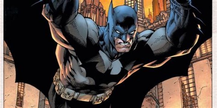 DC Reveals Batman's Final Suit