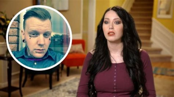 Deavan Clegg lashes out after 90 Day Fiance fan account reveals identity of Drascilla’s bio dad