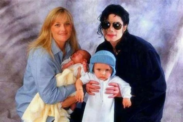 Debbie Rowe - Kids, Age & Family