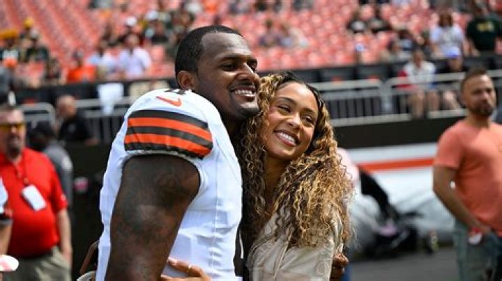 Deshaun Watson Wiki 2023 - Girlfriend, Salary, Tattoo, Cars & Houses and Net Worth