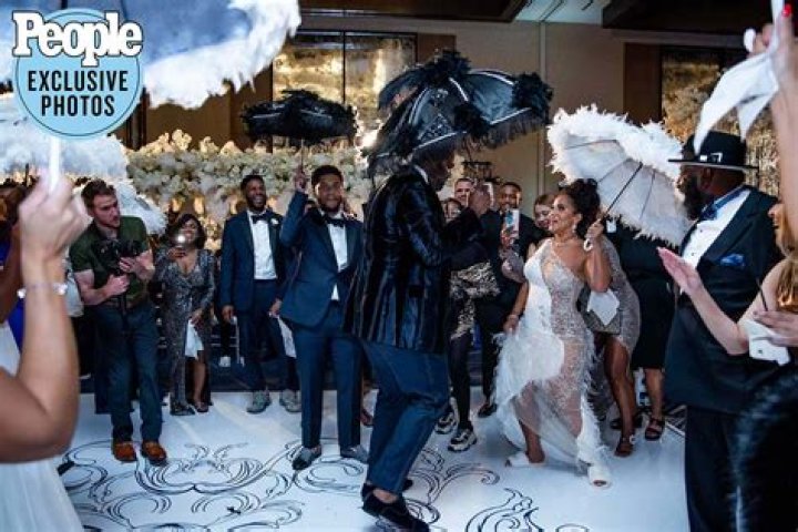 Devin Hoofman shares photos from April Fool’s wedding and says it was ‘no joke’