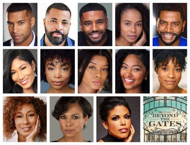 Devon Smith (Actress), cast member of Snowflake Mountain: Age, Boyfriend & more