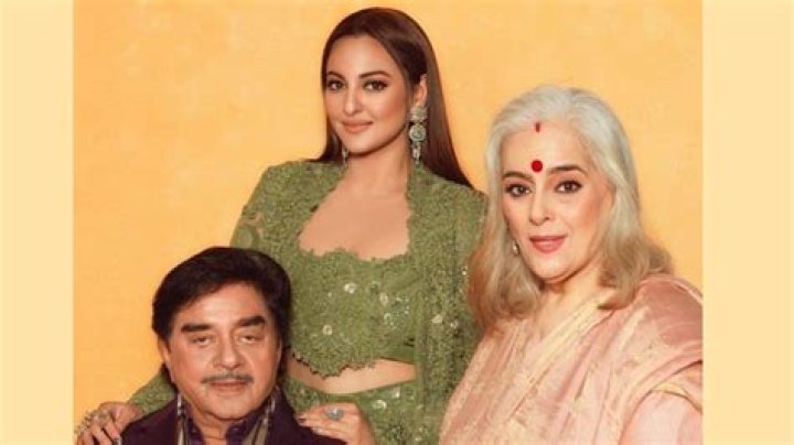 Did you know Shatrughan Sinha's wife Poonam Sinha thought he was unhappy with daughter Sonakshi Sinha's birth?