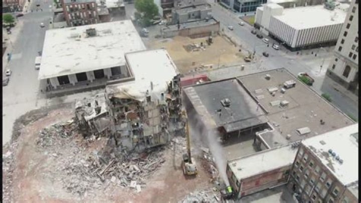 Dismantling of partially collapsed Davenport building continues