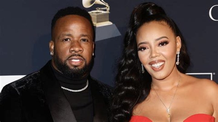 ‘Don’t Hurt Them Bae’: Angela Simmons Shakes Up Social Media With Half-Naked Thirst Trap