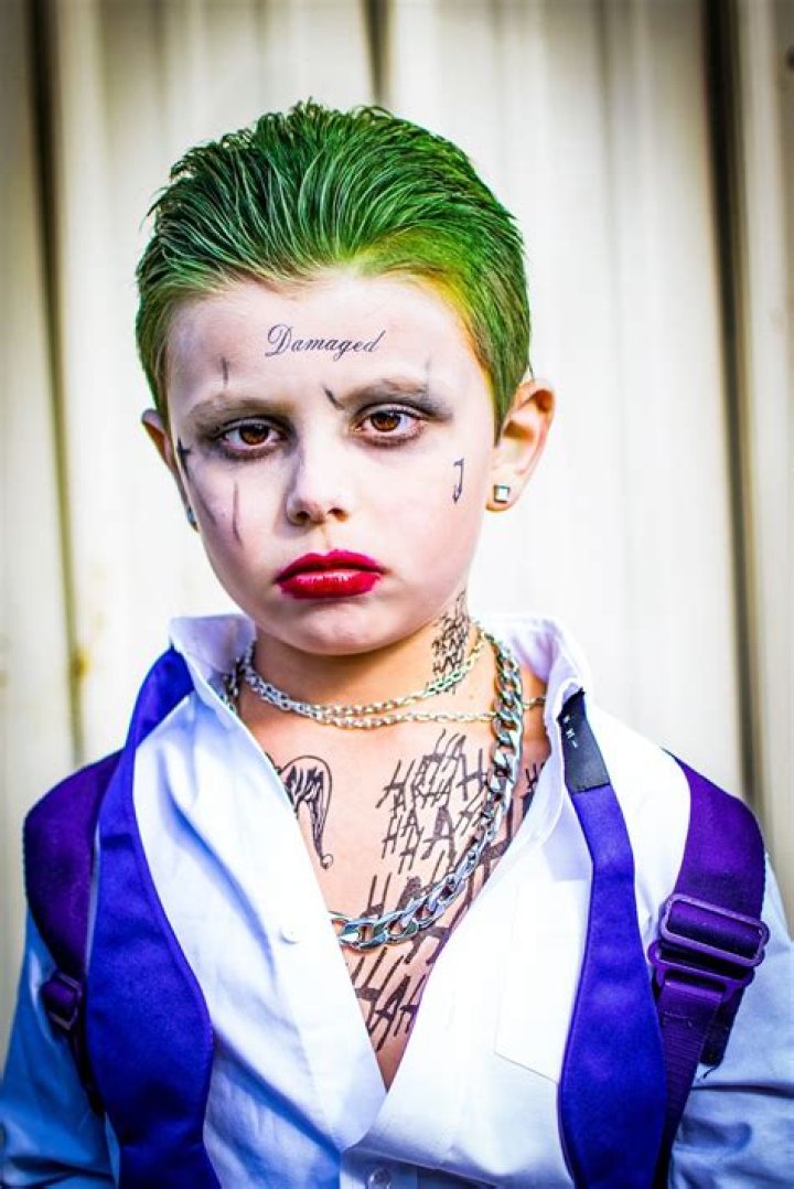 Easy 'Suicide Squad' Halloween Costume Ideas To Look Fierce & Ferocious In This Year