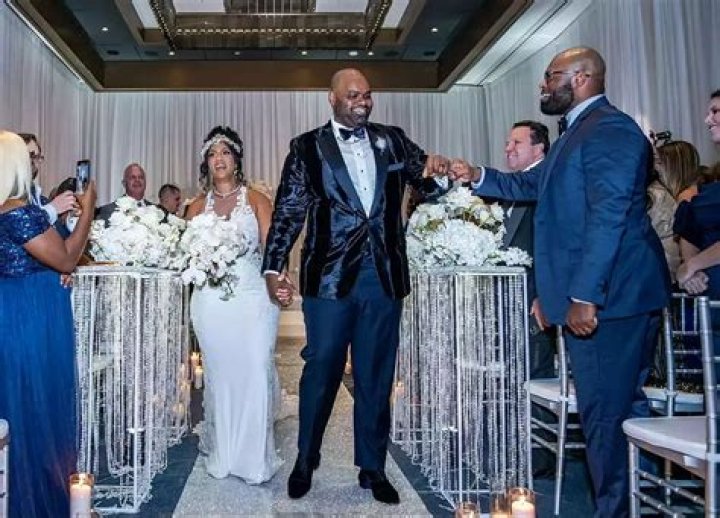 Eben Britton Bio [2023 Update]: Net Worth & Wife