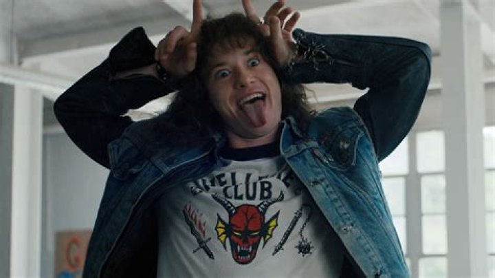 Eddie Dies On 'The Flash' As A Hero, Killing Himself To Save The Day, & It's Utterly Heartbreaking