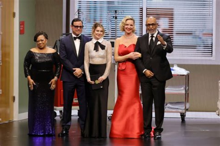 Ellen Pompeo Cheers Katherine Heigl’s Bold Move on Grey’s Anatomy Set, A Blast from the Past Drama!