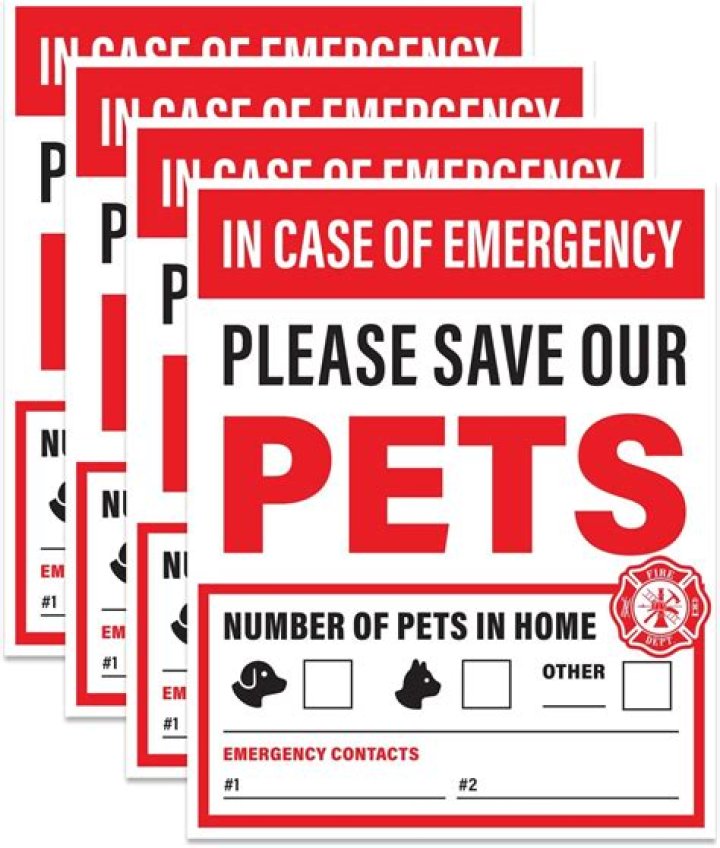 Emergency stickers alert firefighters about pets