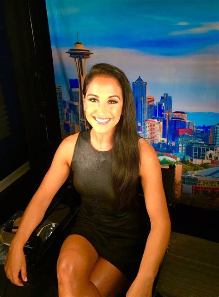 Emily Compagno Wiki/Bio, Bikini Photos, Fox News and Net worth