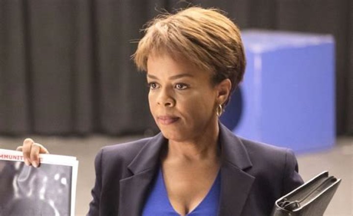Exclusive: Barry star Paula Newsome on Det. Janice Moss, ‘rarified air’ and unraveling a murder