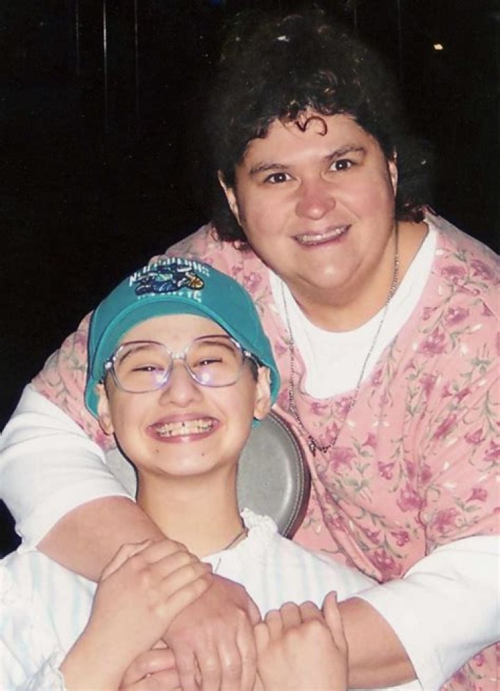 Exploring The Life Of Gypsy Rose Blanchard: A Closer Look At Her Mother And Photos