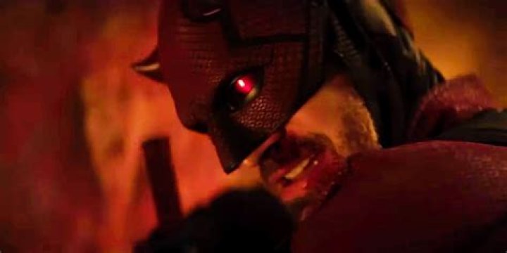 Father Lantom & Matt's Talk In 'Daredevil' Season 3 Revealed So Much About The Murdock Family
