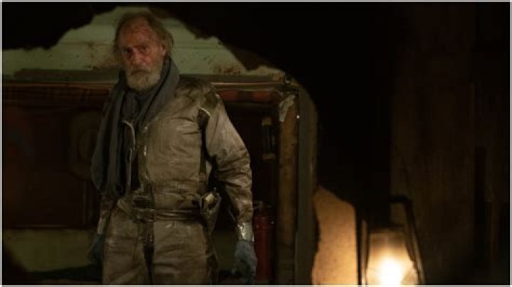 Fear the Walking Dead Episode 3 spoilers: June and John Dorie Sr. make a terrible discovery