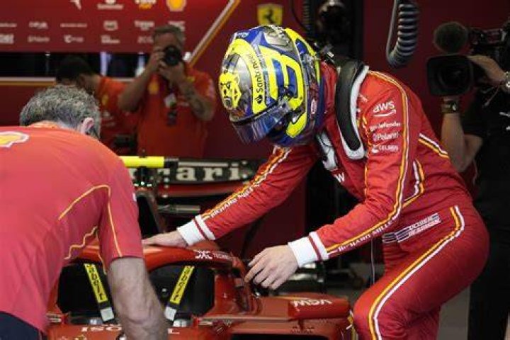 Ferrari’s Carlos Sainz Jr. out of Saudi GP with appendicitis. Oliver Bearman steps up at age 18