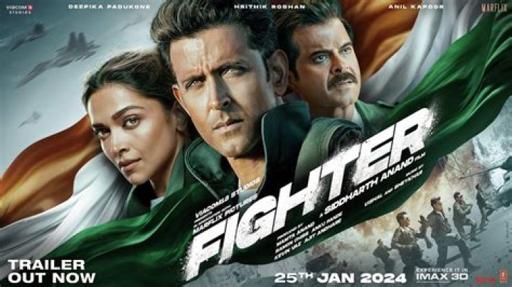 Fighter: Hrithik Roshan-Deepika Padukone sing Bekaar Dil in BTS video; fans love their camaraderie; WATCH