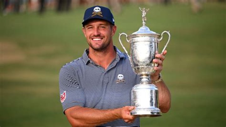 Former John Deere Classic champ Bryson DeChambeau rolls to U.S. Open win