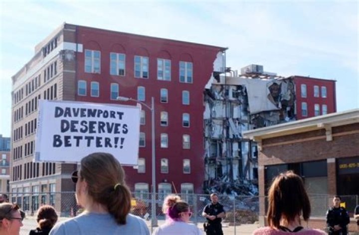Former resident of Davenport building that collapsed struggles months later