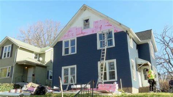 Former Wold tenants speak out after landlord sells properties