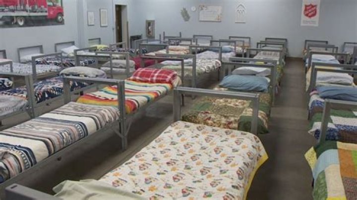 Galesburg, Salvation Army open winter homeless shelter