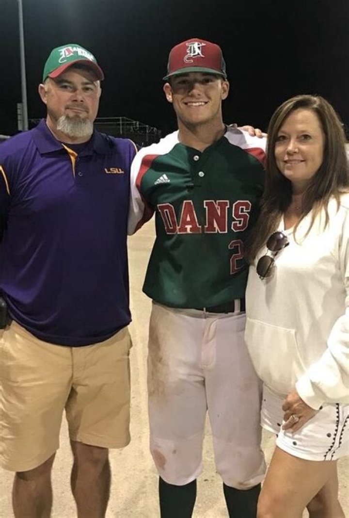 Gavin Dugas Parents Gabe And Glenna Dugas- Siblings