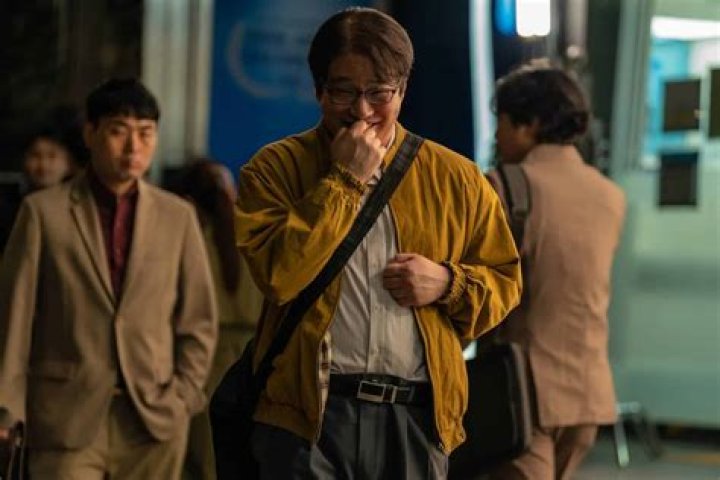 Gavin From 'Mrs. Maisel' Isn't Based On A Real Person, But He's Fun To Watch