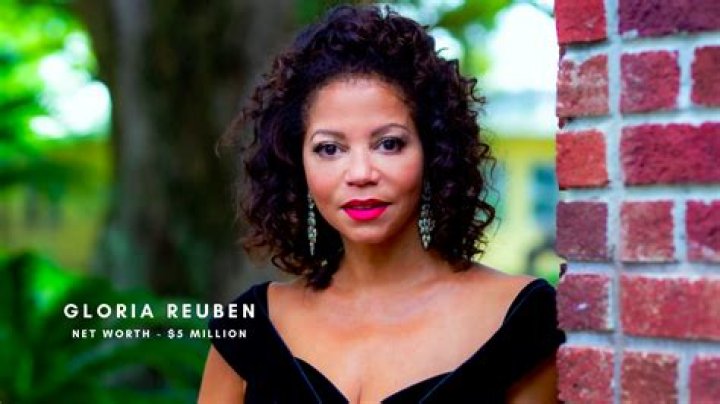Gloria Reuben (Actress) Wiki, Biography, Age, Boyfriend, Family, Facts and More