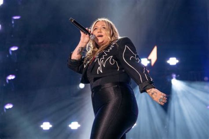 Grand Ole Opry apologizes after Elle King performance