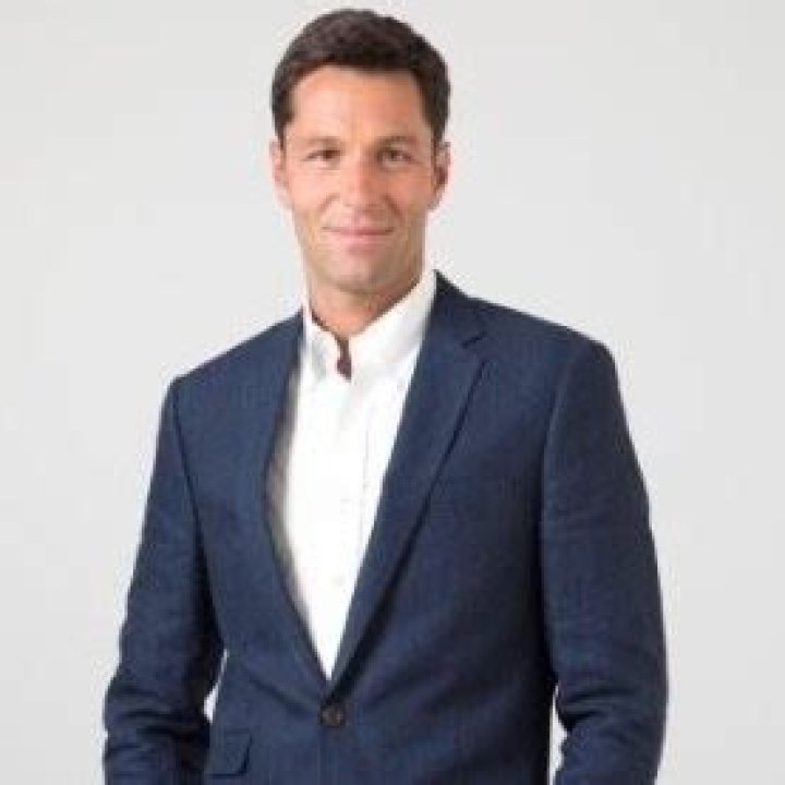 
Gregory Unis
Net Worth
