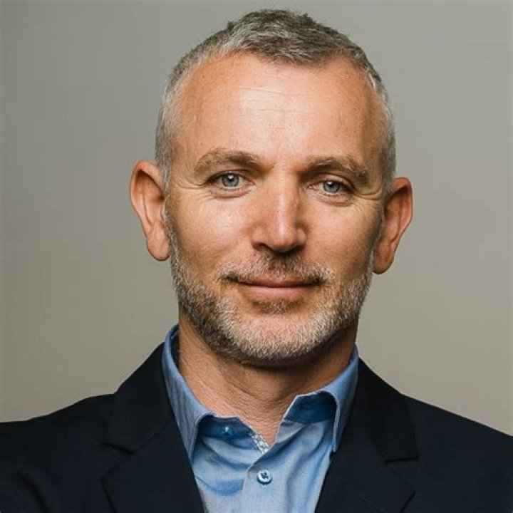 Günther Kronsteiner - Manager profile