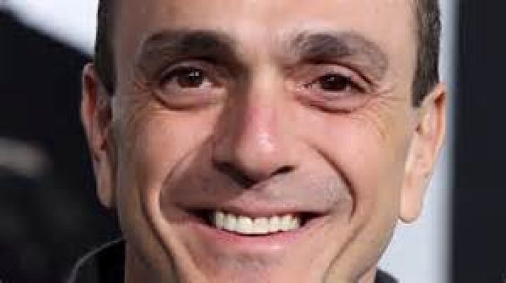 Hank Azaria Voiced More Characters On The Simpsons Than You Might Think