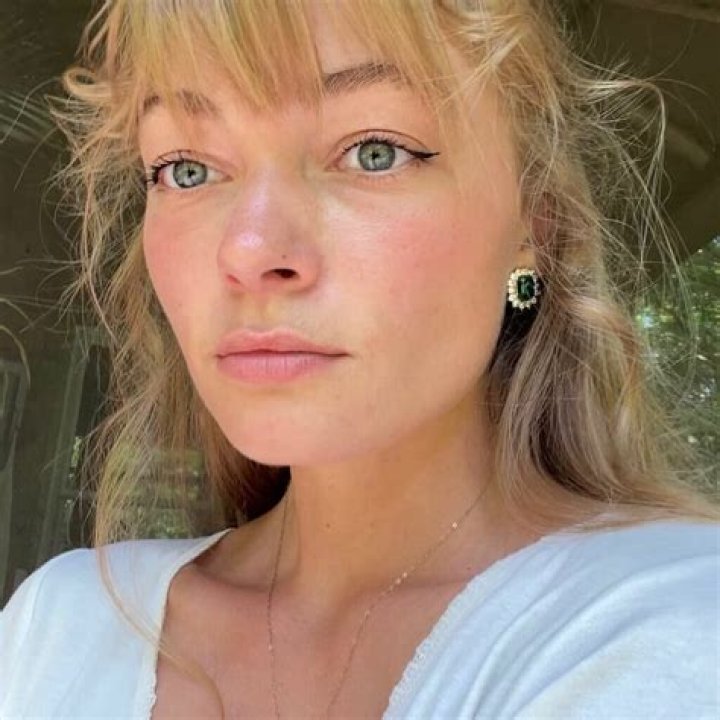 Hannah Lee Duggan Age, Boyfriend, Net Worth, Height, YouTube