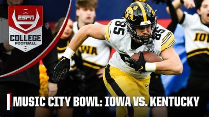 Hawk’s Eye: Experts predict Iowa vs. Kentucky in Music City Bowl