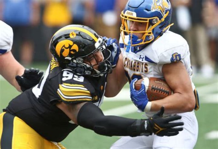 Hawkeyes’ Noah Shannon faces 1-year suspension