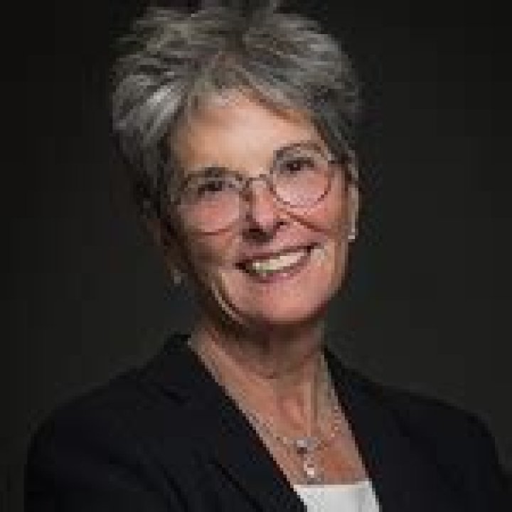 
Heidi Miller
Net Worth
