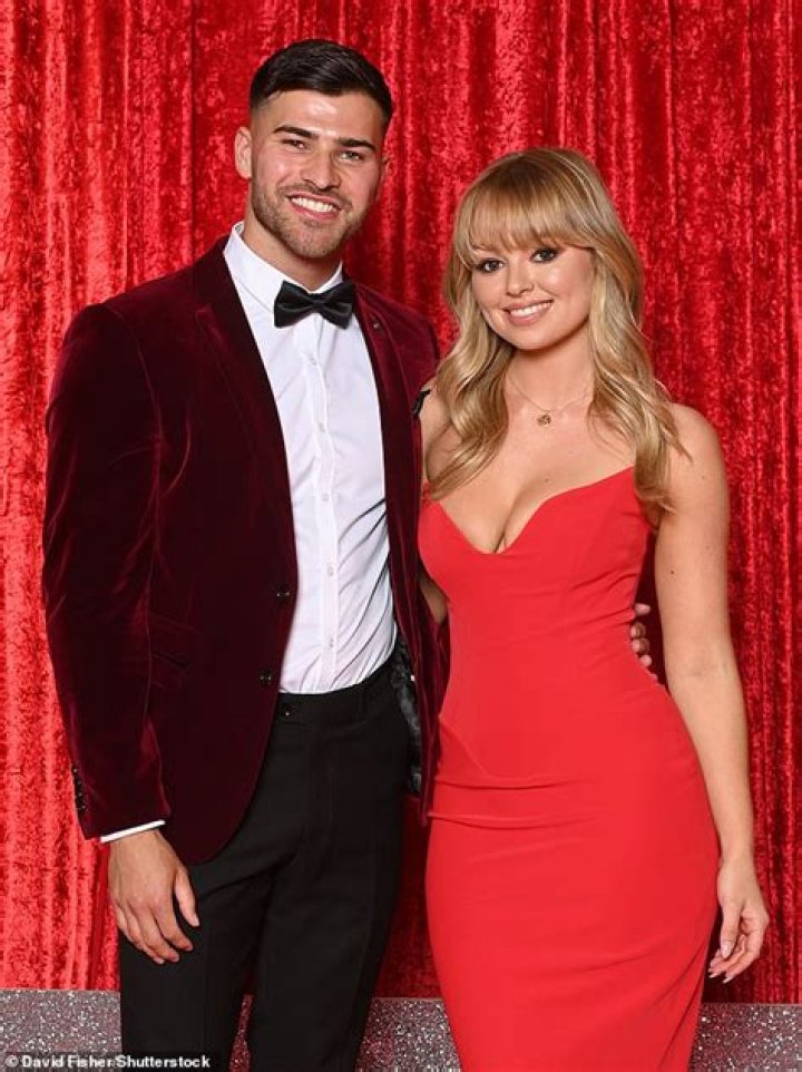 Hollyoaks' Owen Warner poses topless with stunning girlfriend Jemma Donovan in Morocco