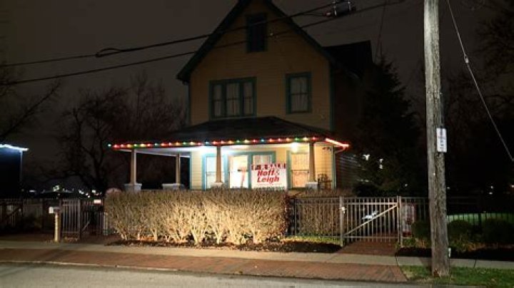 House from ‘A Christmas Story’ goes up for sale in Cleveland