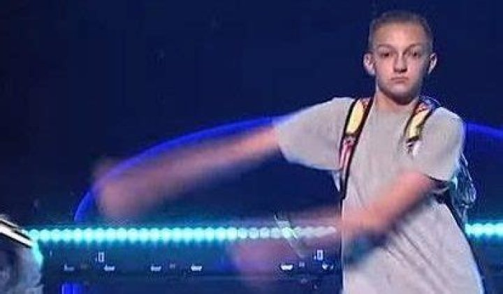 How do you do the floss dance, who is The Backpack Kid and why is he suing Fortnite?