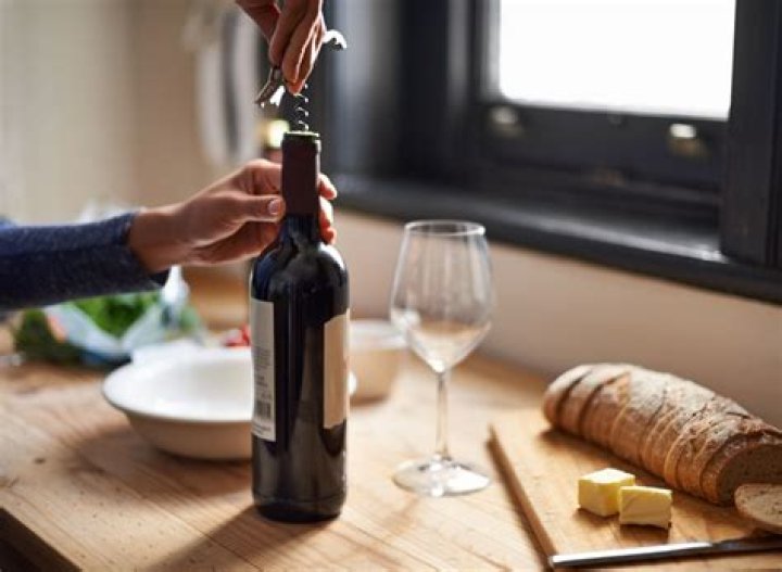 How Long Does Wine Last After Opening?