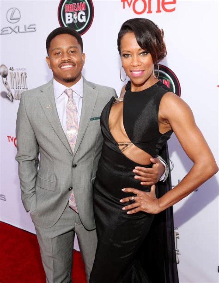 How rich is Regina King's ex husband?